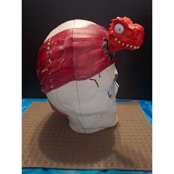 Pirate Dinosaur Skull Halloween Decor Prop. Push His Eyeball He Talks. - Picture 4 of 10